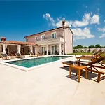 Villa Valentina